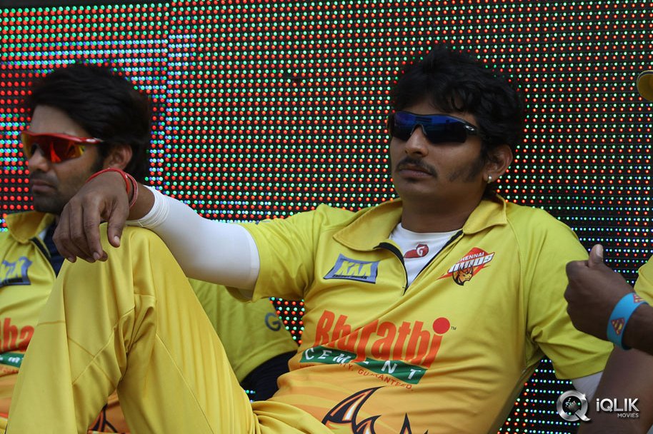 Telugu-Warriors-vs-Chennai-Rhinos-Final-Match-Photos